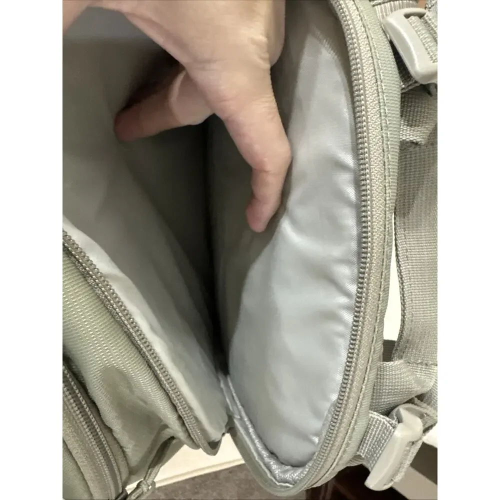 Tenba 637-322 Photo/Tablet DayPack Backpack Great Used Condition